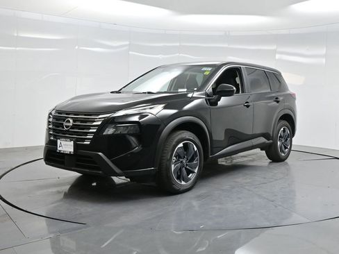 Used 2024 Nissan Rogue SV image 64