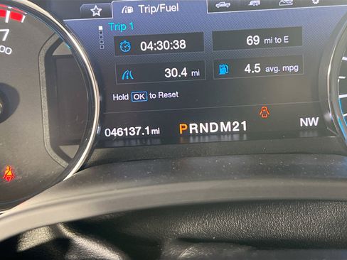 Used 2019 Ford F250 Lariat w/ Lariat Value Package image 12