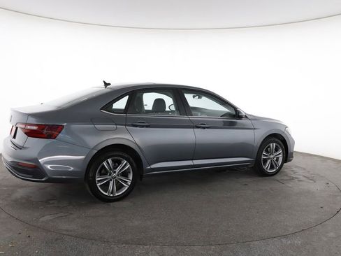 Used 2024 Volkswagen Jetta SE image 13