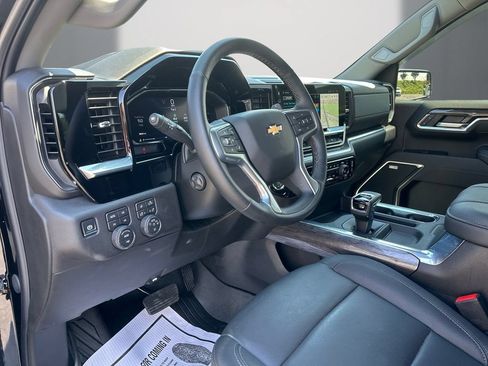 Used 2026 Chevrolet Silverado 1500 LTZ AWD/4WD image 14