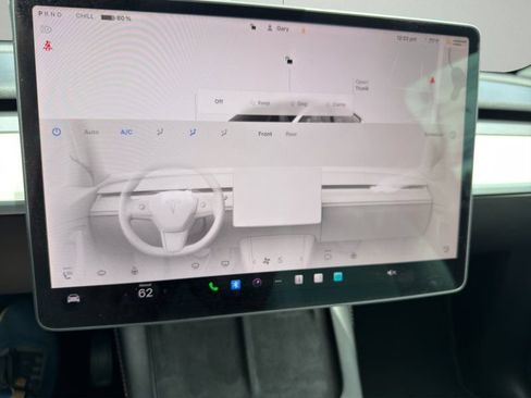 Used 2022 Tesla Model Y Long Range AWD/4WD image 17