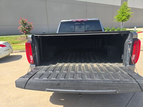 Used 2021 GMC Sierra 1500 SLT image 35