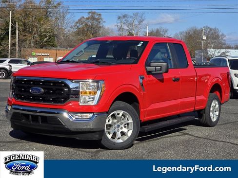 Used 2022 Ford F150 XLT image 1