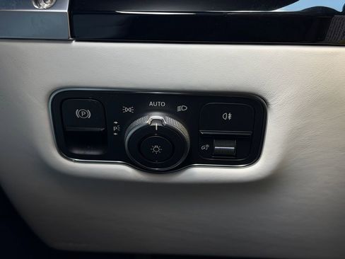 New 2026 Aston Martin V8 Vantage S image 21