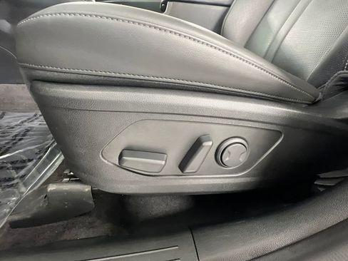 Used 2025 Kia Sorento S AWD/4WD image 27