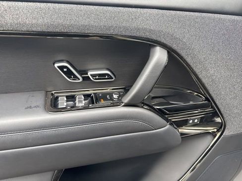 Used 2023 Land Rover Range Rover Sport SE Dynamic image 19