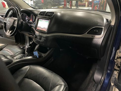 Used 2017 Dodge Journey Crossroad w/ Rear Seat Video Group AWD/4WD image 21