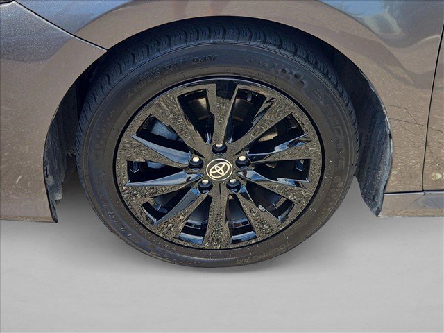 Used 2020 Toyota Camry LE FWD image 21