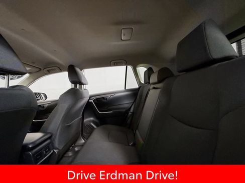 Certified 2025 Toyota RAV4 LE AWD/4WD image 9