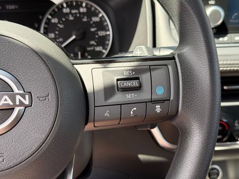 Certified 2023 Nissan Rogue SV AWD/4WD image 17