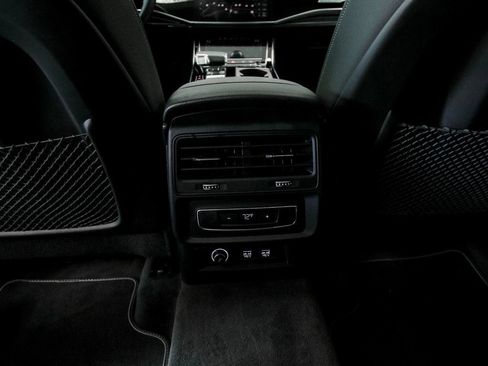 Used 2020 Audi Q8 Premium AWD/4WD image 25