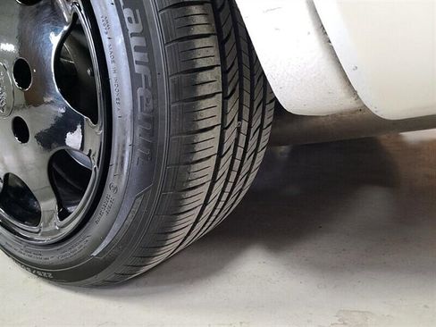 Used 1987 Porsche 944 Turbo image 30