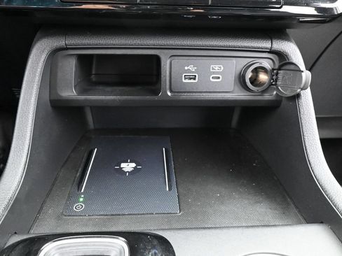 Used 2025 Honda Pilot EX-L image 29