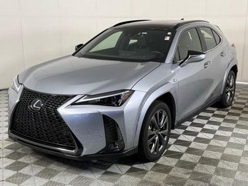 Used 2024 Lexus UX 250h F Sport image 2