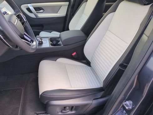 New 2026 Land Rover Discovery Sport Landmark AWD/4WD image 12