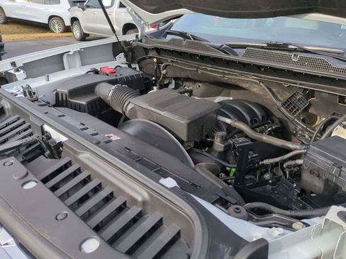 Used 2021 Chevrolet Silverado 2500 LTZ w/ LTZ Convenience Package image 25