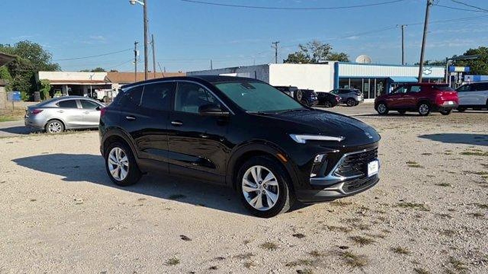 Used 2024 Buick Encore GX Preferred w/ Comfort Package FWD image 2