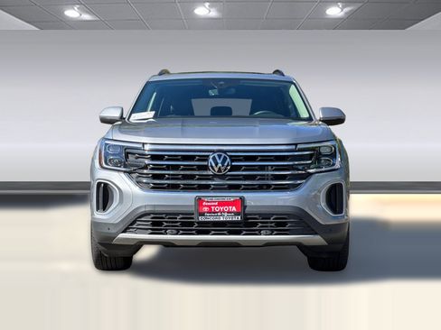 Used 2026 Volkswagen Atlas SE AWD/4WD image 6