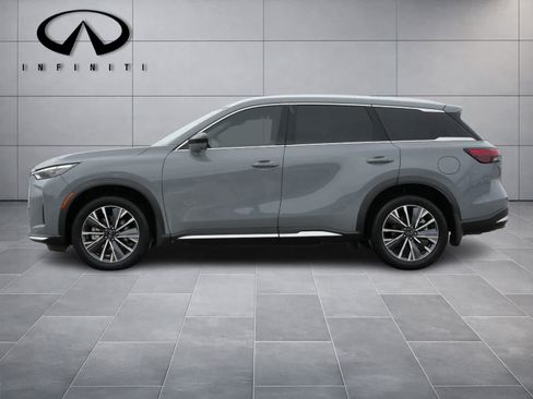 Certified 2026 INFINITI QX60 Luxe w/ Cargo Package FWD image 4