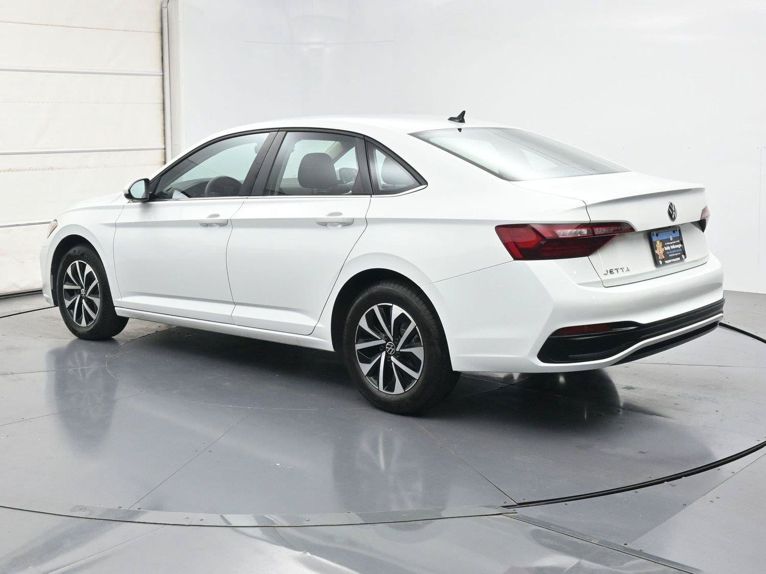 Used 2023 Volkswagen Jetta S FWD image 21