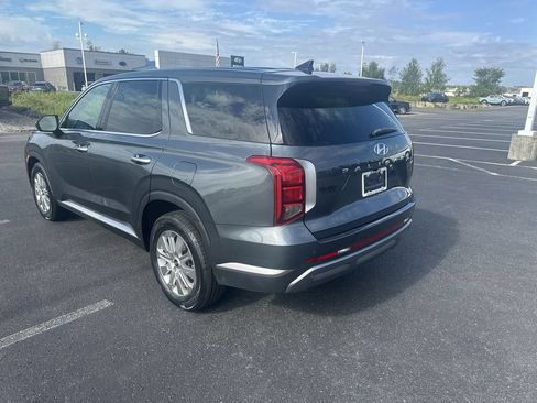 Used 2023 Hyundai Palisade SE w/ Cargo Package AWD/4WD image 6
