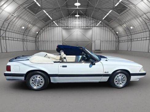 Used 1990 Ford Mustang LX RWD image 46