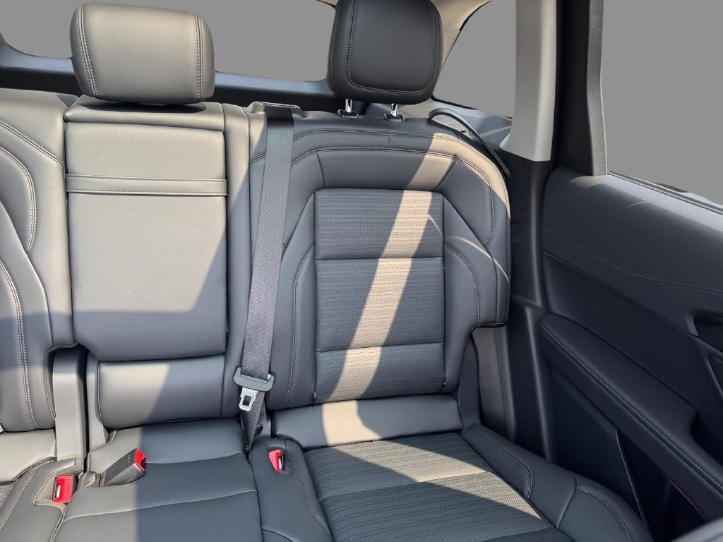 New 2026 Lincoln Nautilus Reserve AWD/4WD image 17