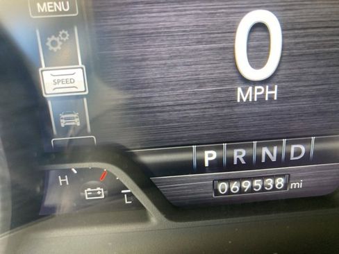 Used 2023 RAM 1500 Laramie image 23