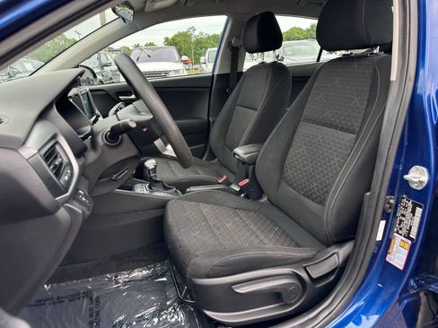 Used 2019 Kia Rio S FWD image 16