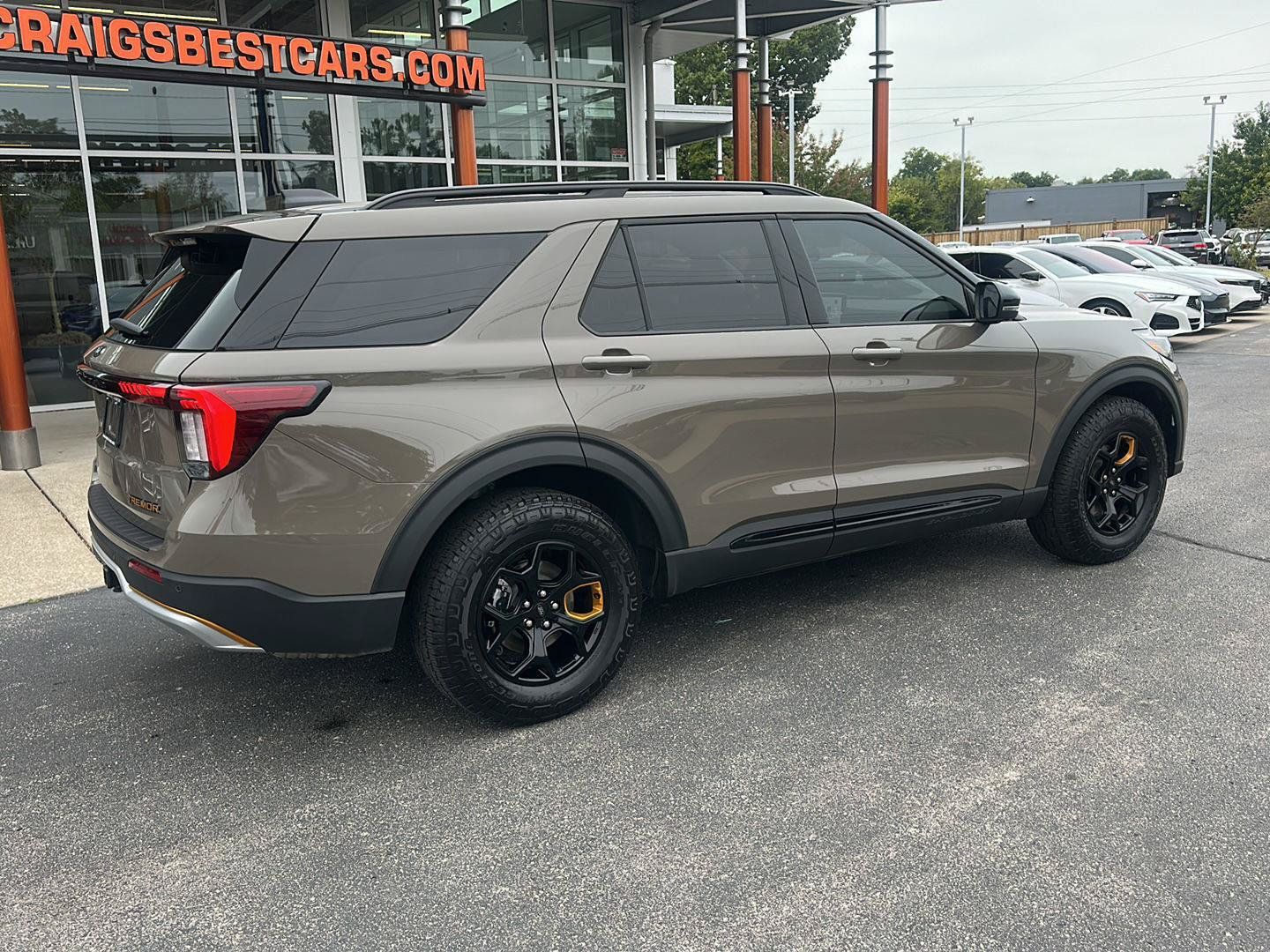 Used 2026 Ford Explorer Tremor AWD/4WD image 3