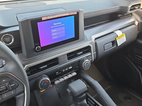 New 2026 Toyota 4Runner SR5 AWD/4WD image 16