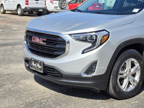 Used 2018 GMC Terrain SLE FWD image 12