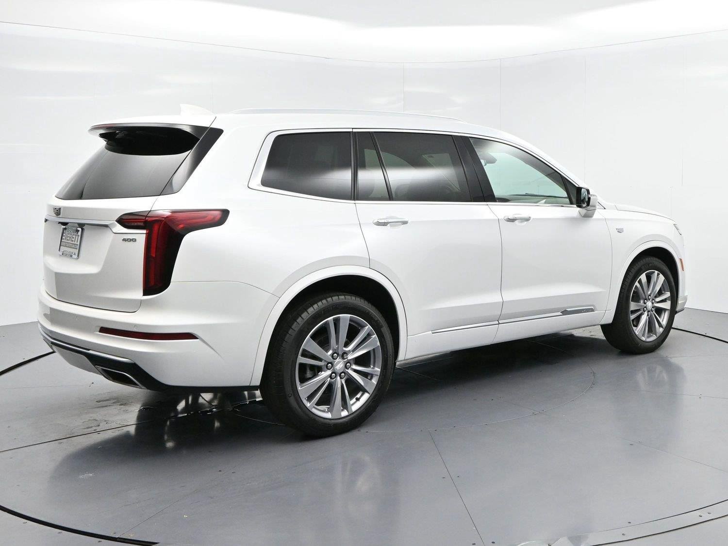 Certified 2024 Cadillac XT6 Premium Luxury AWD/4WD image 7