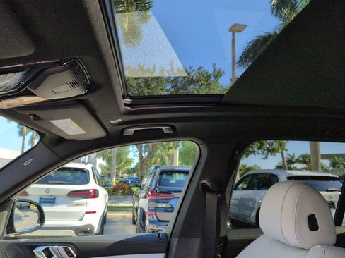 New 2026 BMW X5 xDrive40i w/ M Sport Package AWD/4WD image 20
