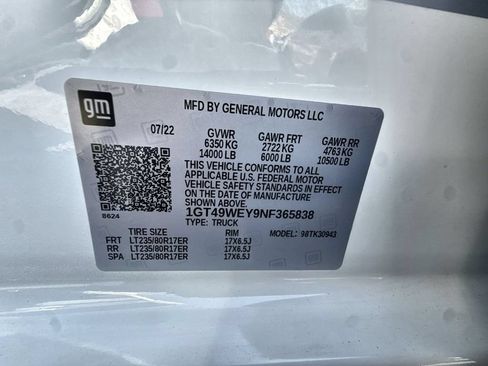 Used 2022 GMC Sierra 3500 Denali w/ Denali Ultimate Package AWD/4WD image 34