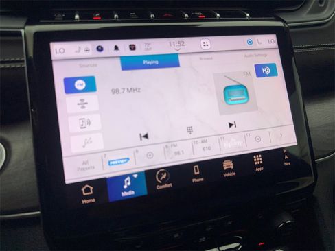 Used 2024 Jeep Grand Cherokee L Limited w/ Luxury Tech Group II image 69