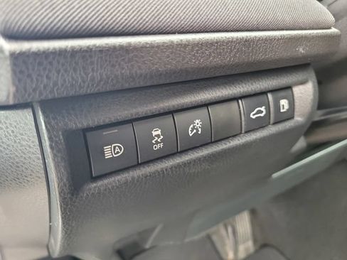 Used 2025 Toyota Camry LE FWD image 19