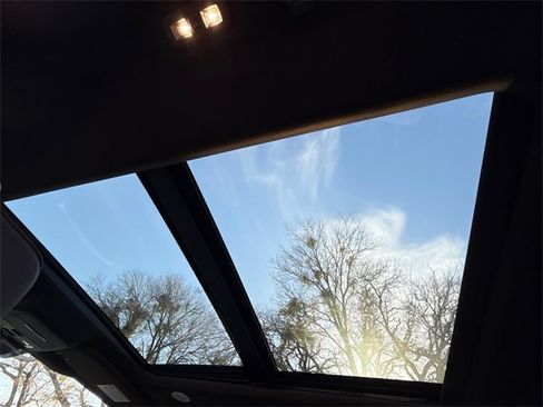 Certified 2022 Ford F150 King Ranch w/ Equipment Group 601A High image 17