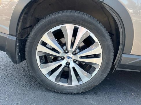 Used 2022 Subaru Ascent Limited w/ Popular Package #2A AWD/4WD image 11