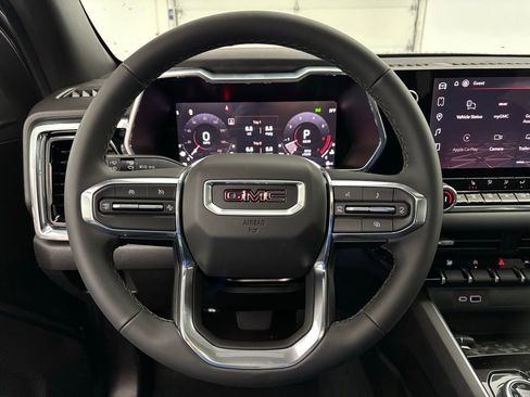 New 2026 GMC Canyon Elevation w/ Convenience Package image 19