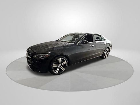 Used 2025 Mercedes-Benz C 300 4MATIC Sedan image 3
