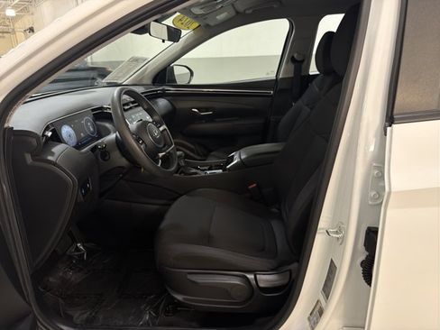 Used 2024 Hyundai Tucson SE AWD/4WD image 15