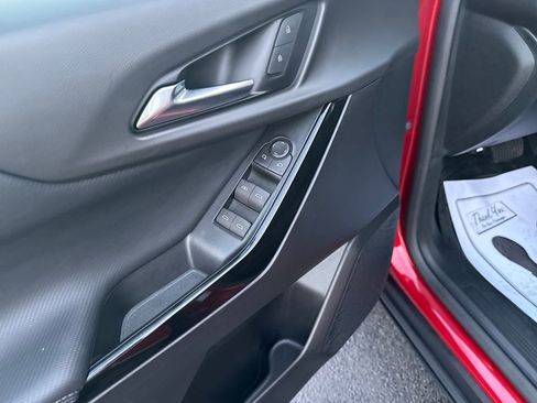 Used 2025 Chevrolet Equinox LT image 14