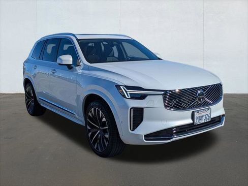 Used 2025 Volvo XC90 B6 Plus w/ Protection Package Premier image 7