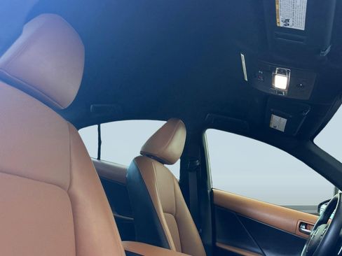 Certified 2024 Lexus IS 300 F Sport RWD image 29