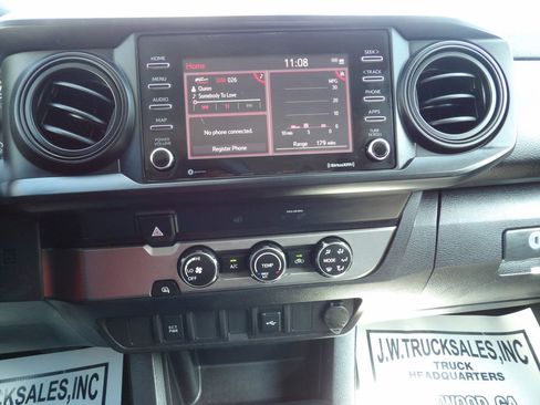 Used 2020 Toyota Tacoma SR image 22