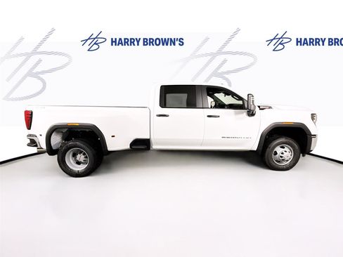 New 2026 GMC Sierra 3500 Pro image 30