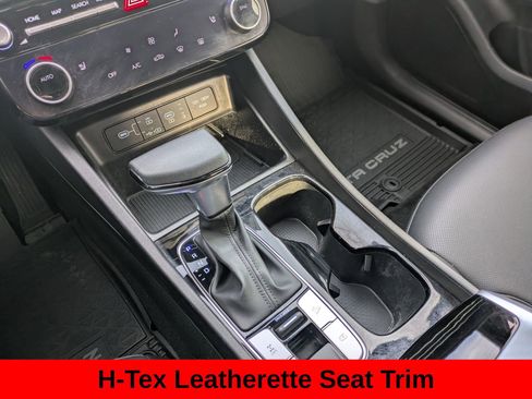 Used 2025 Hyundai Santa Cruz SEL image 15