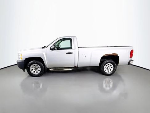 Used 2013 Chevrolet Silverado 1500 W/T AWD/4WD image 9