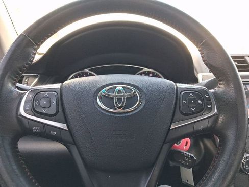 Used 2017 Toyota Camry SE FWD image 28